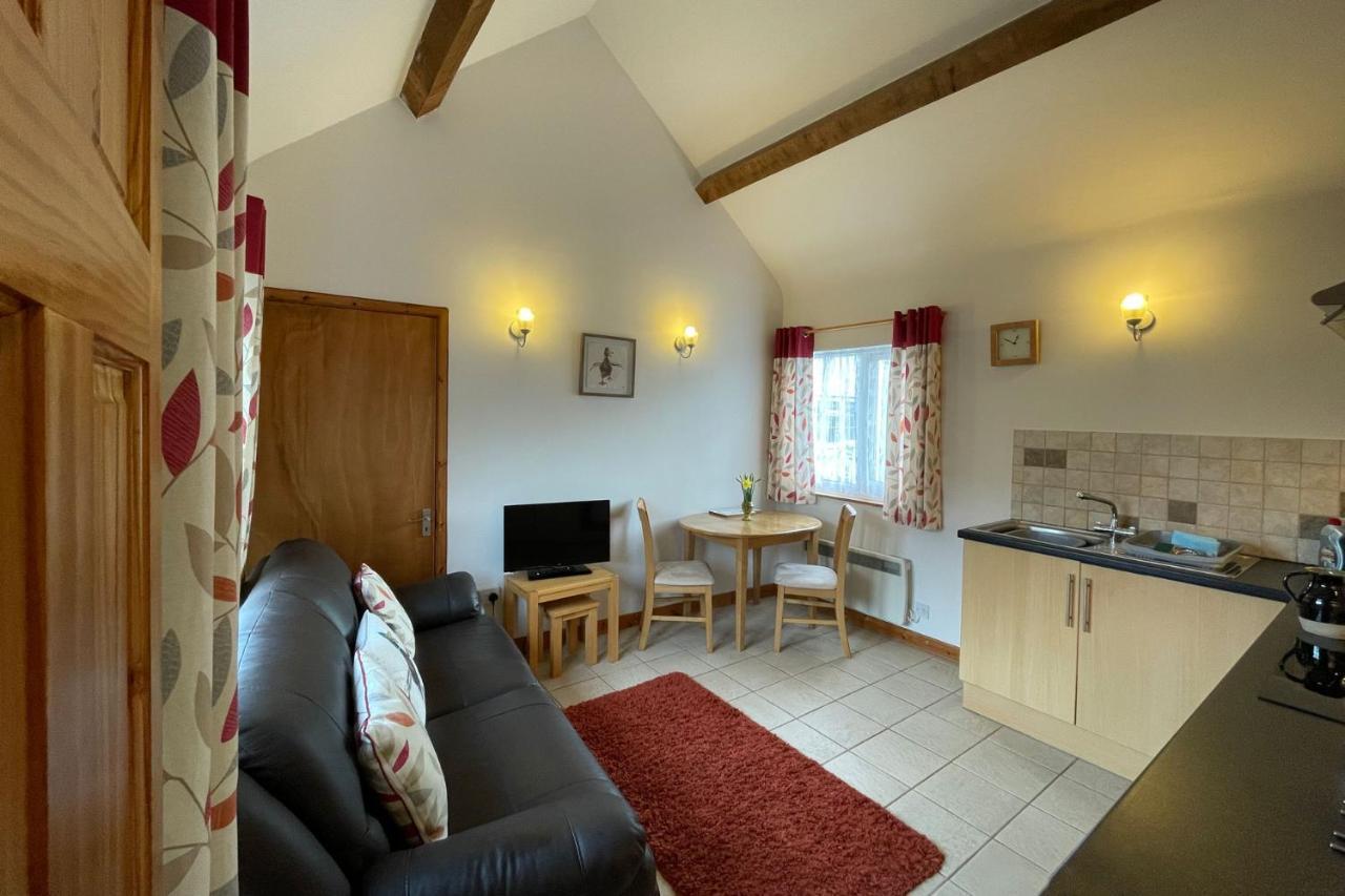 New Inn Lane Holiday Cottages Evesham Bagian luar foto